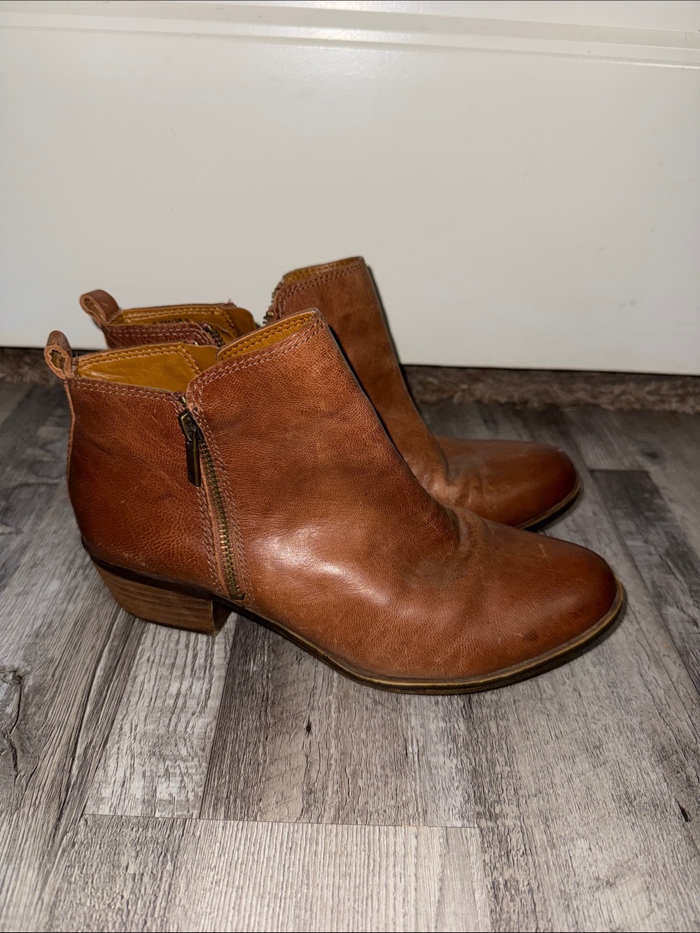 Women’s Lucky Brand Ankle Booties - Tan Leather Chelsea Style